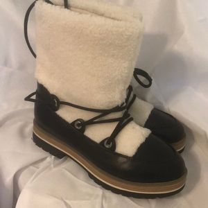 PORTLAND By Portland Boot Company Lace Up 7.5 M